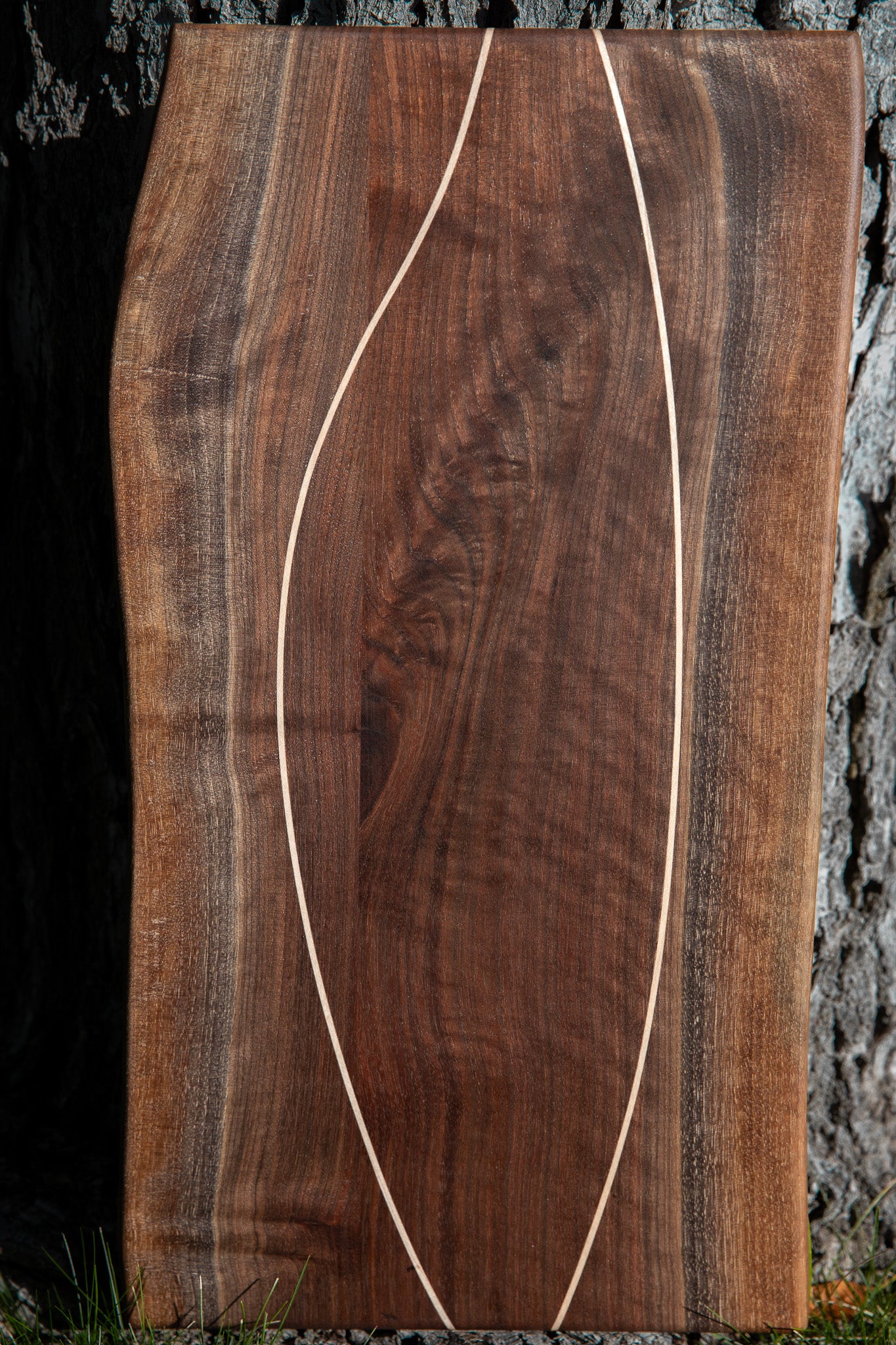 Serving Board in Walnut (Natural Edge)